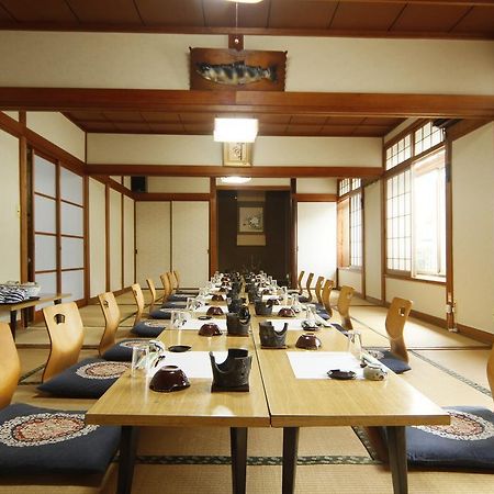 Bekkan Kawanatsu Hotel Shin'onsen Buitenkant foto